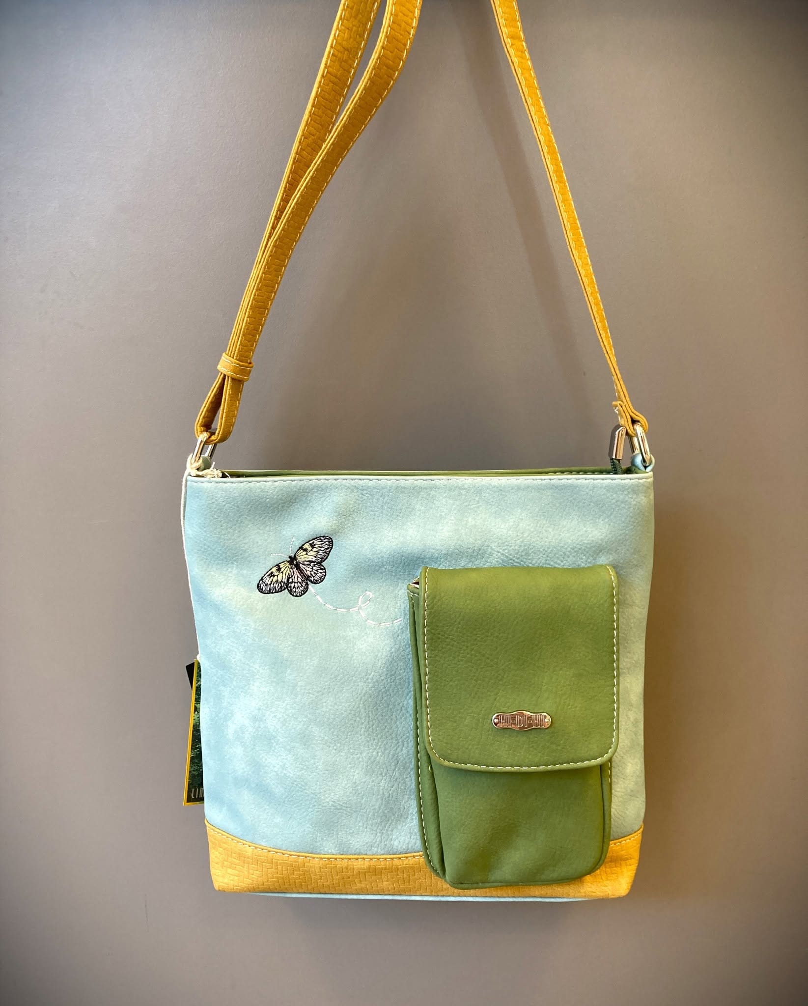 tas4