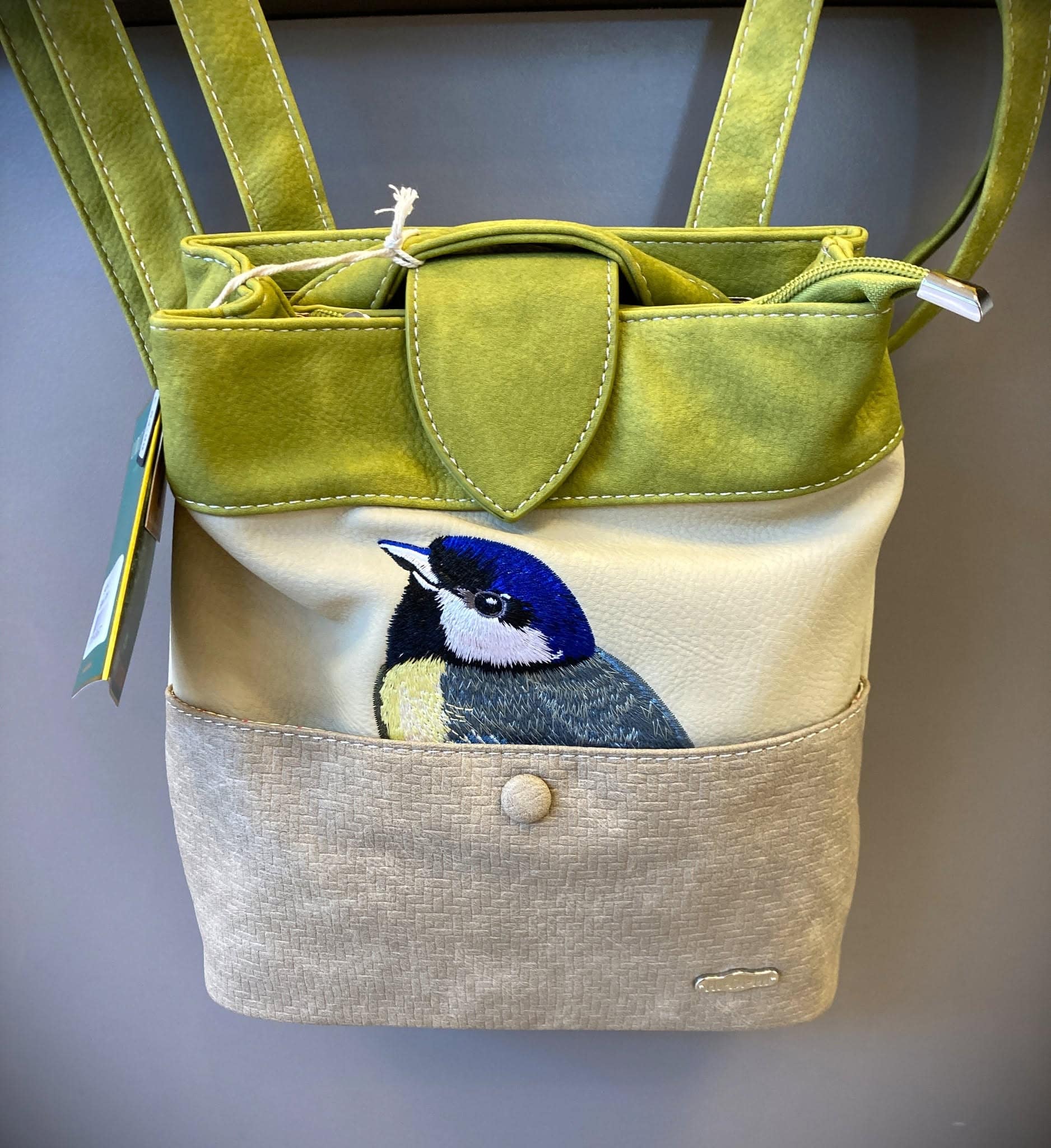 tas2